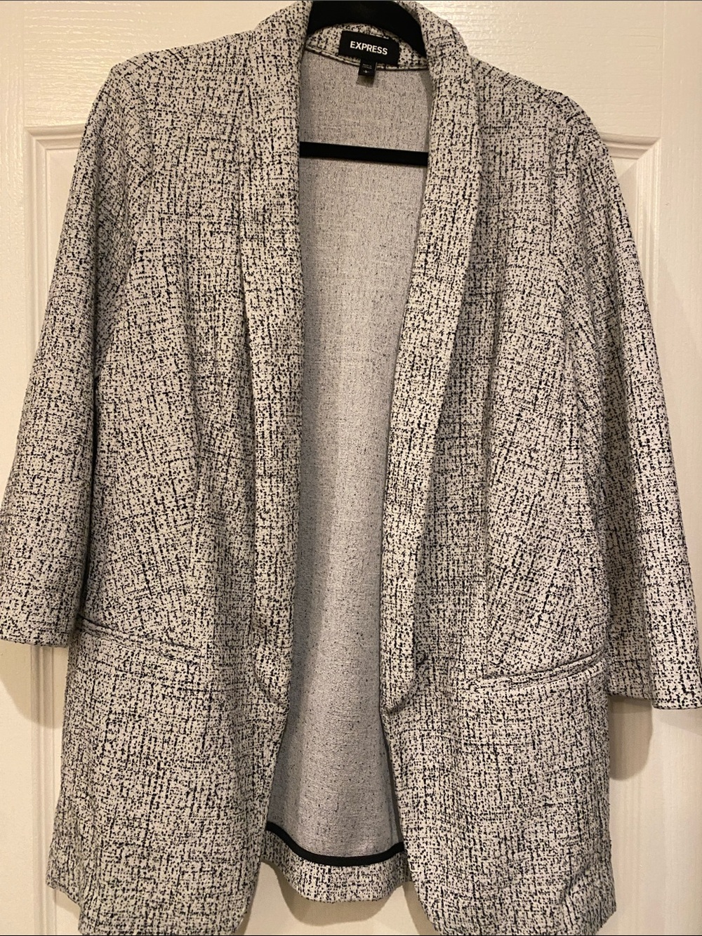 Express Women’s Gray Open-Front Textured Blazer - Picture 2 of 5